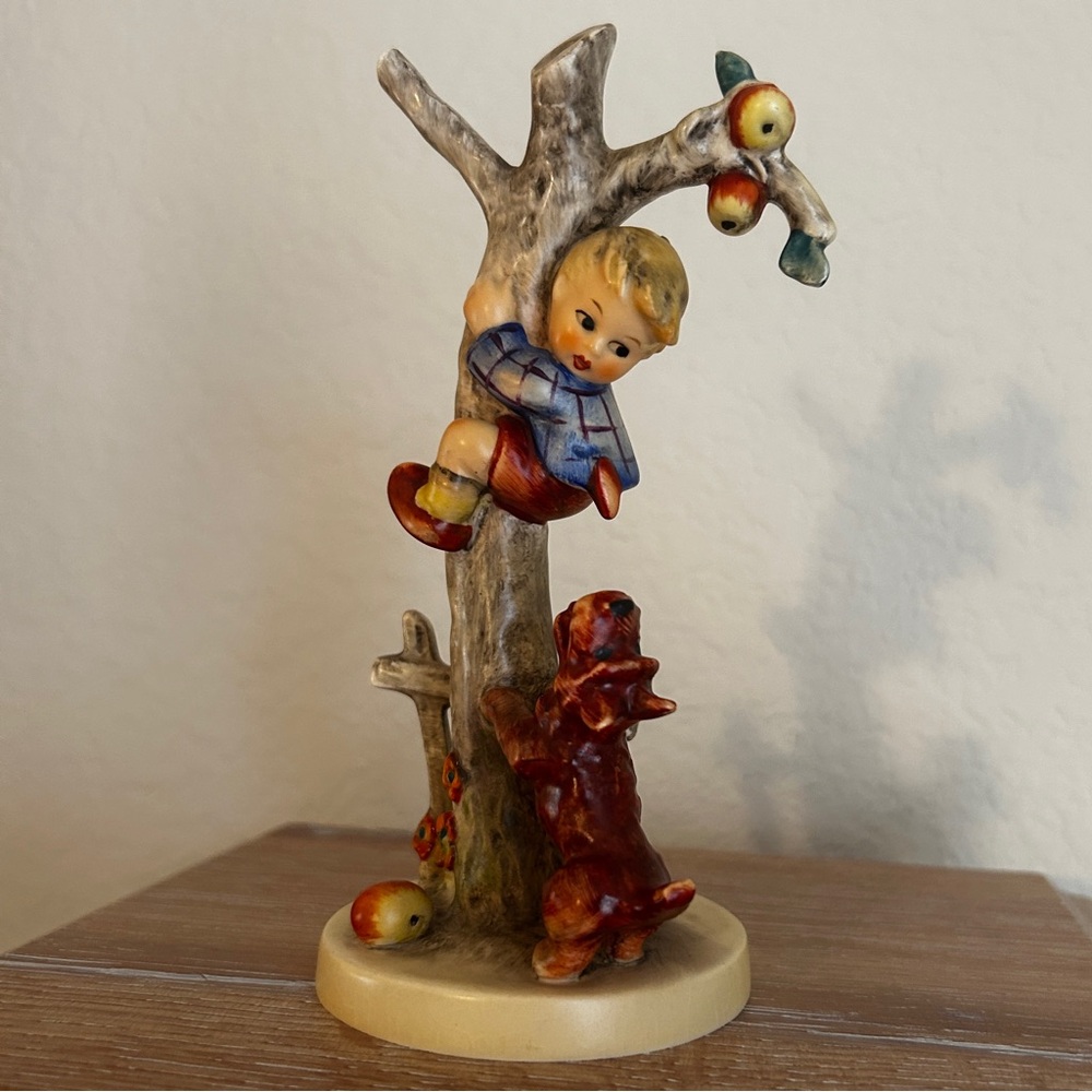 Vintage Hummel Goebel "Culprits" Figurine boy with Dog